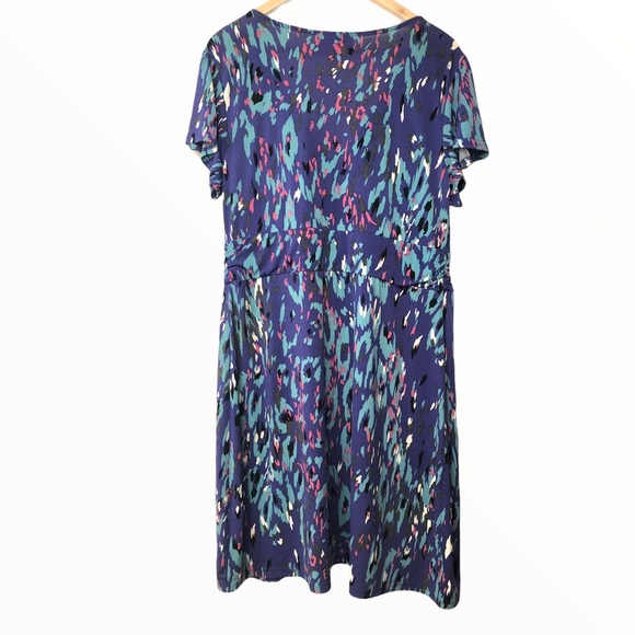 Attention Wrap Lightweight Dress Size XL - Picture 5 of 13